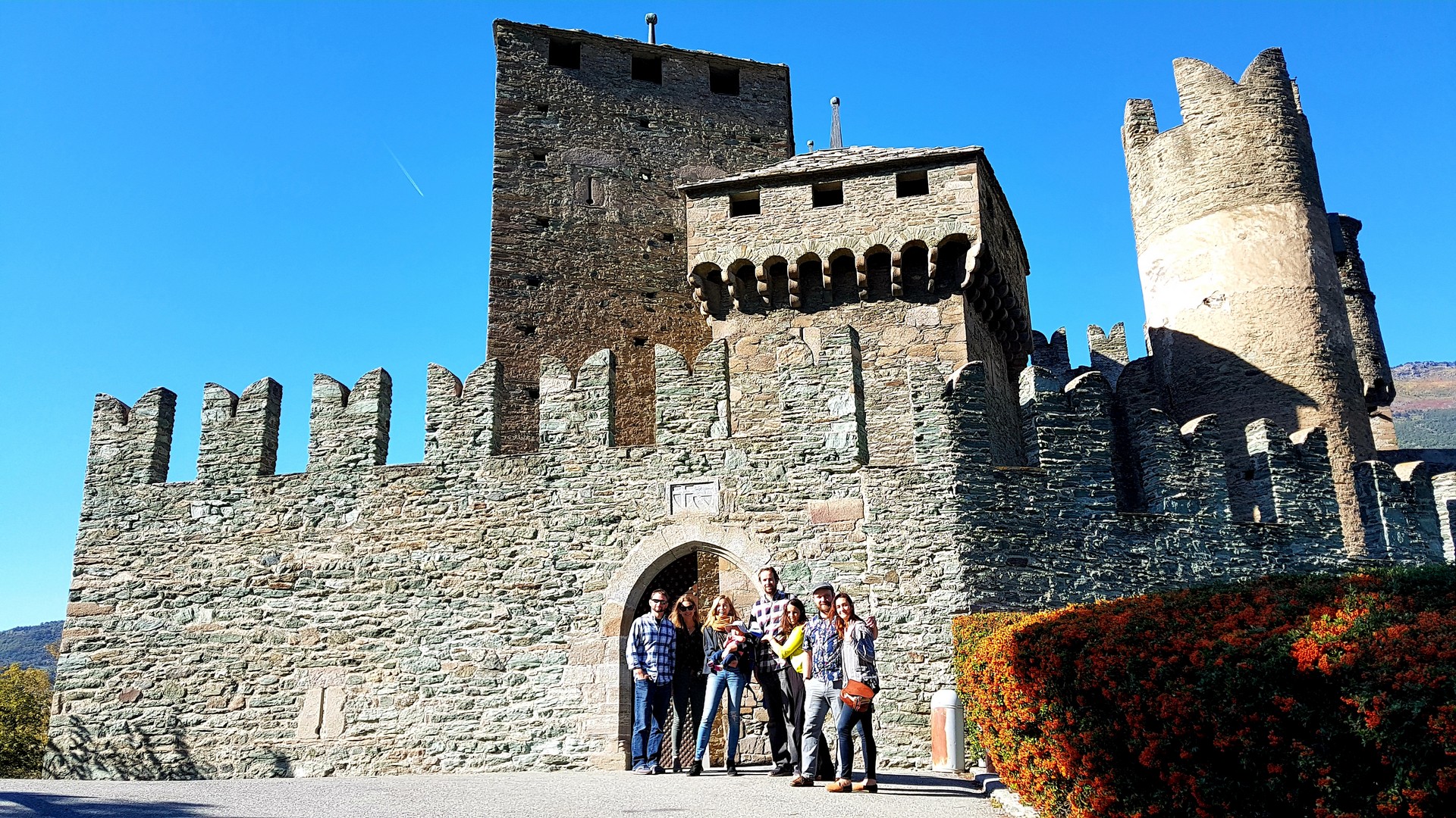 giroola castello issogne